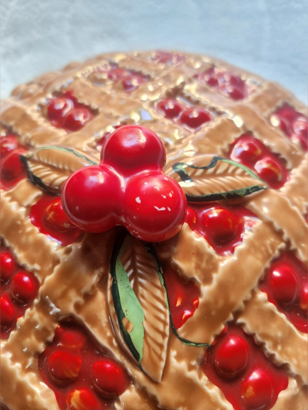Vintage Cookwear, Red Cherry Pie Ceramic Covered Dish With Cherry Textured Top - Picture 5 of 6